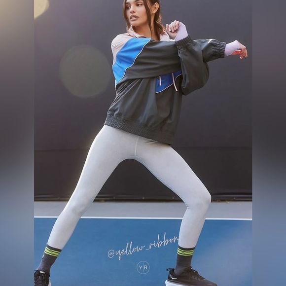 🆕 FP Movement Walk the Line Colorblock Pullover | Size: L - Picture 2 of 5